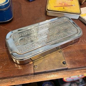 Rolls Razor