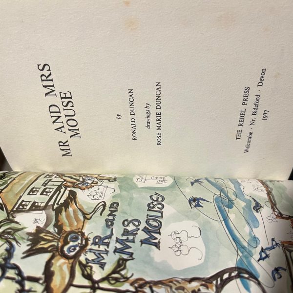 Mr and Mrs Mouse by Ronald Duncan - signed copy - Image 2