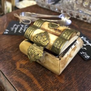 Vintage Bone Trinket