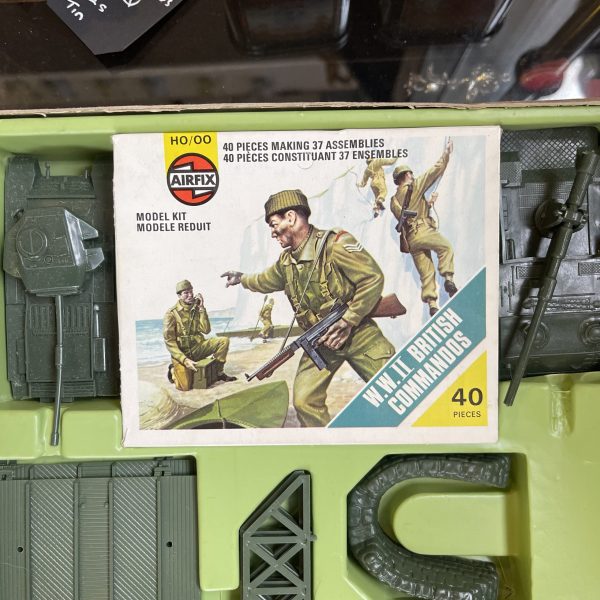 Airfix Pontoon Bridge Assault Set, 1974 - Image 3