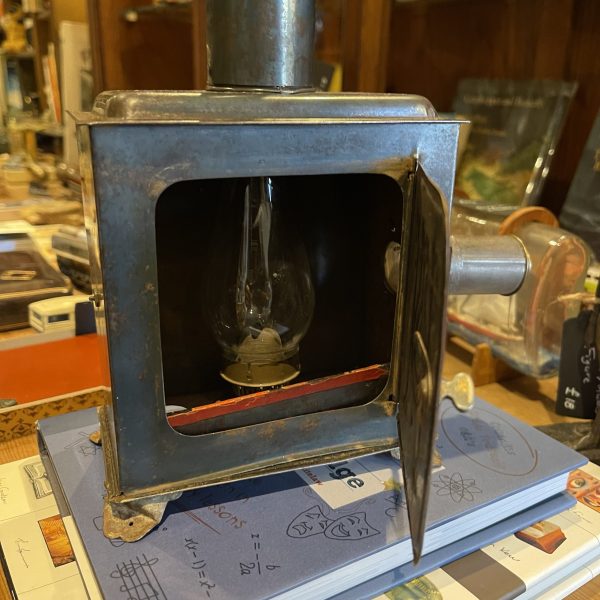 Magic Lantern Slide Projector with 5 slides - Image 2