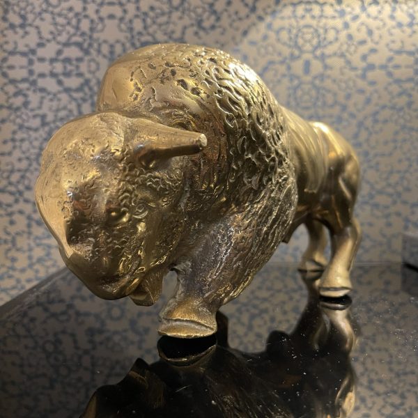 Majestic Bison Statue - Image 2