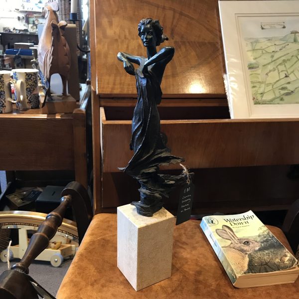 Elegant Carosa Disseny Statue on Solid Base