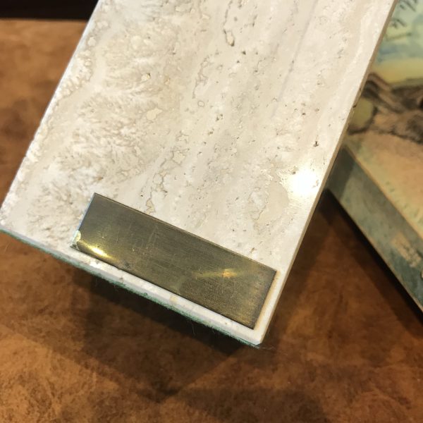 Elegant Carosa Disseny Statue on Solid Base - Image 5