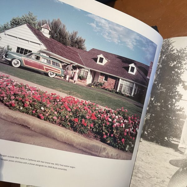 Stars And Cars Hardback - Image 3