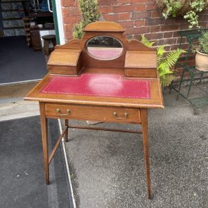 Beautiful Ladies writing Desk
