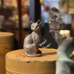 Lovely Cat Figurine
