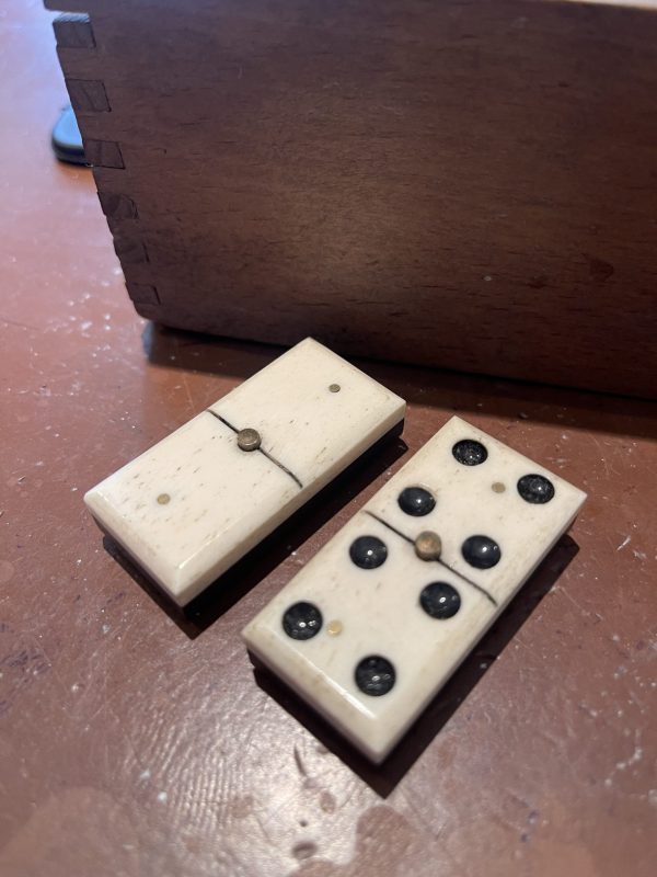 Bakelite Dominoes - Image 2