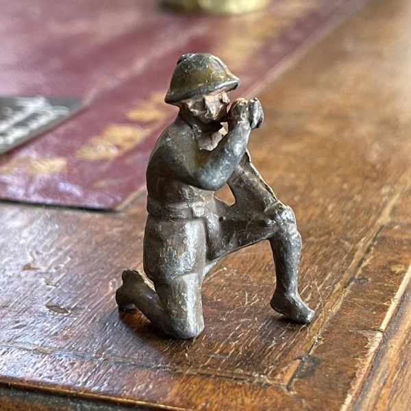 Vintage Lead Soldier With Binoculars