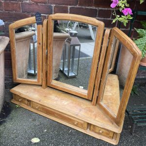 Adjustable Mirror