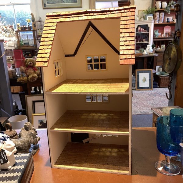 Beautiful Handmade Dolls House - Image 2