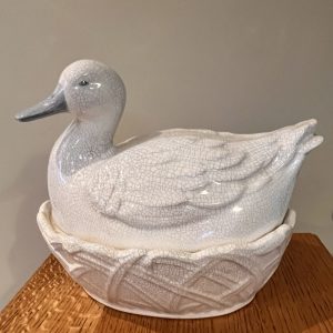 Large Duck Lidded Egg Pot