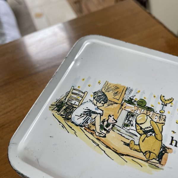 Winnie the Pooh Tin - Image 2