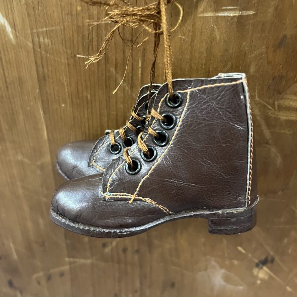 Beautifully made vintage leather doll’s boots - Image 2