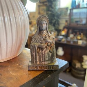 Saint Thérèse of Lisieux figurine