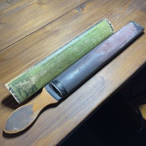 Charles Emerson’s Elastic Razor Strap