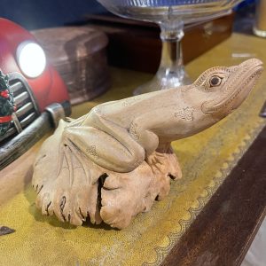 Hand Carved Frog On Parasite Wood