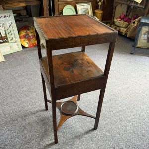 Lovely Mahogany Nightstand With Dovetail Drawer