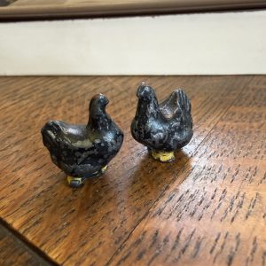 Teeny Tiny Vintage Hens